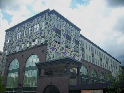 800 West Broad Street ― Falls Church, VA